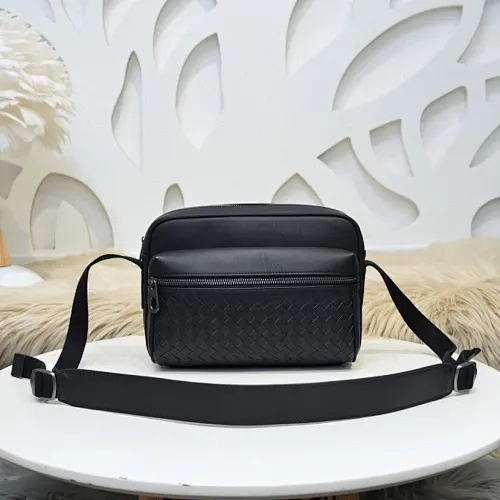 All categories 💚 Top version men’s bags 💚 BV 2024 new BV crossbody bag